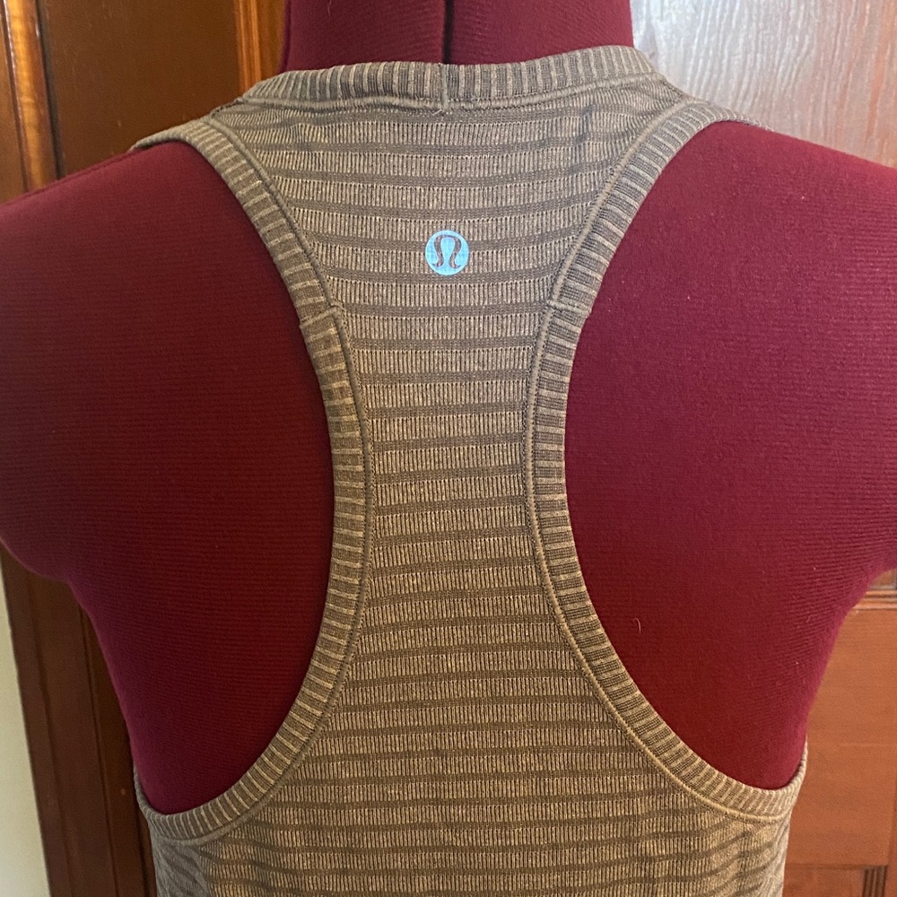 Lululemon Gray Breathable Longline High Neck Racerback Workout Tank - Picture 6 of 8
